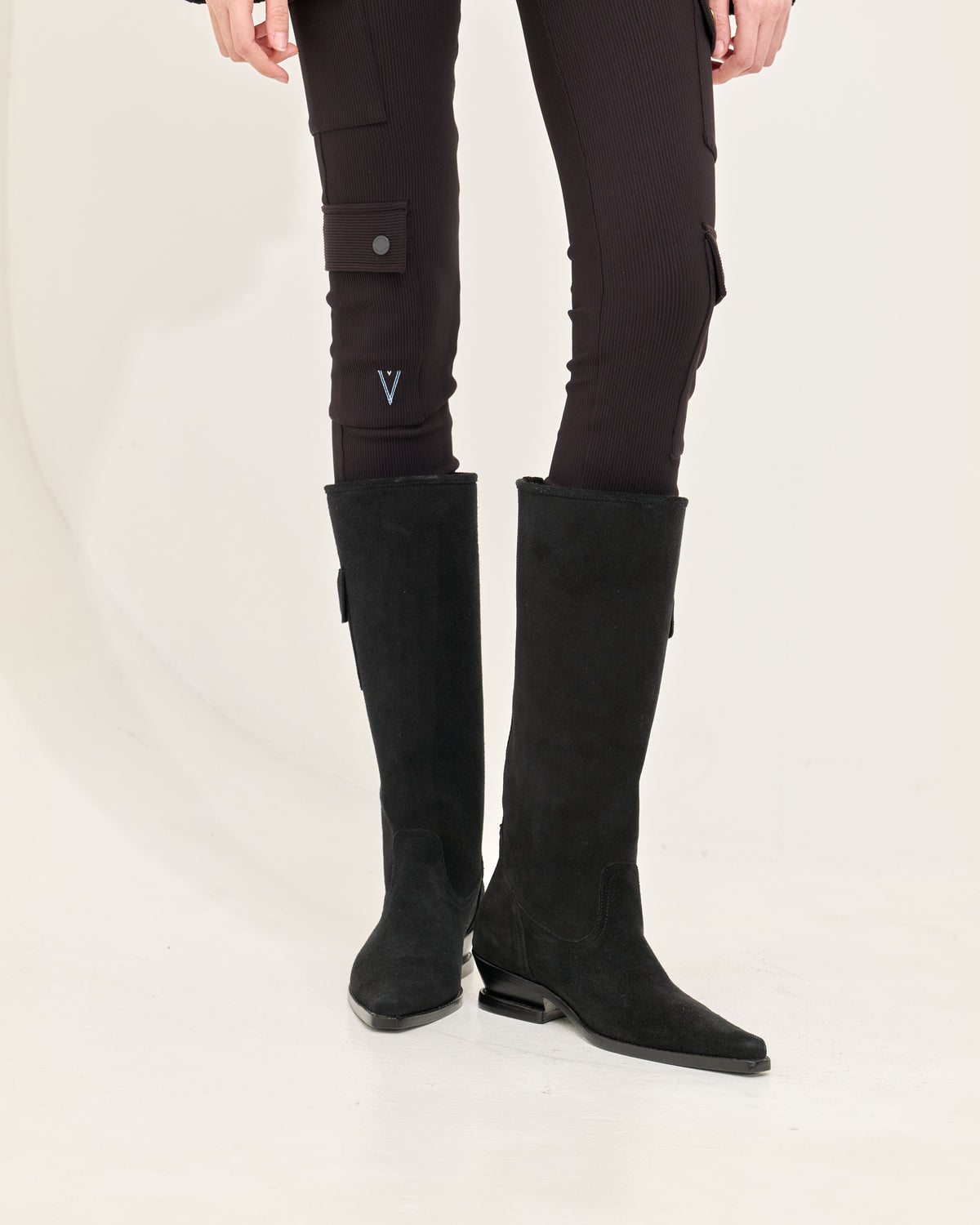 AW24-21/1