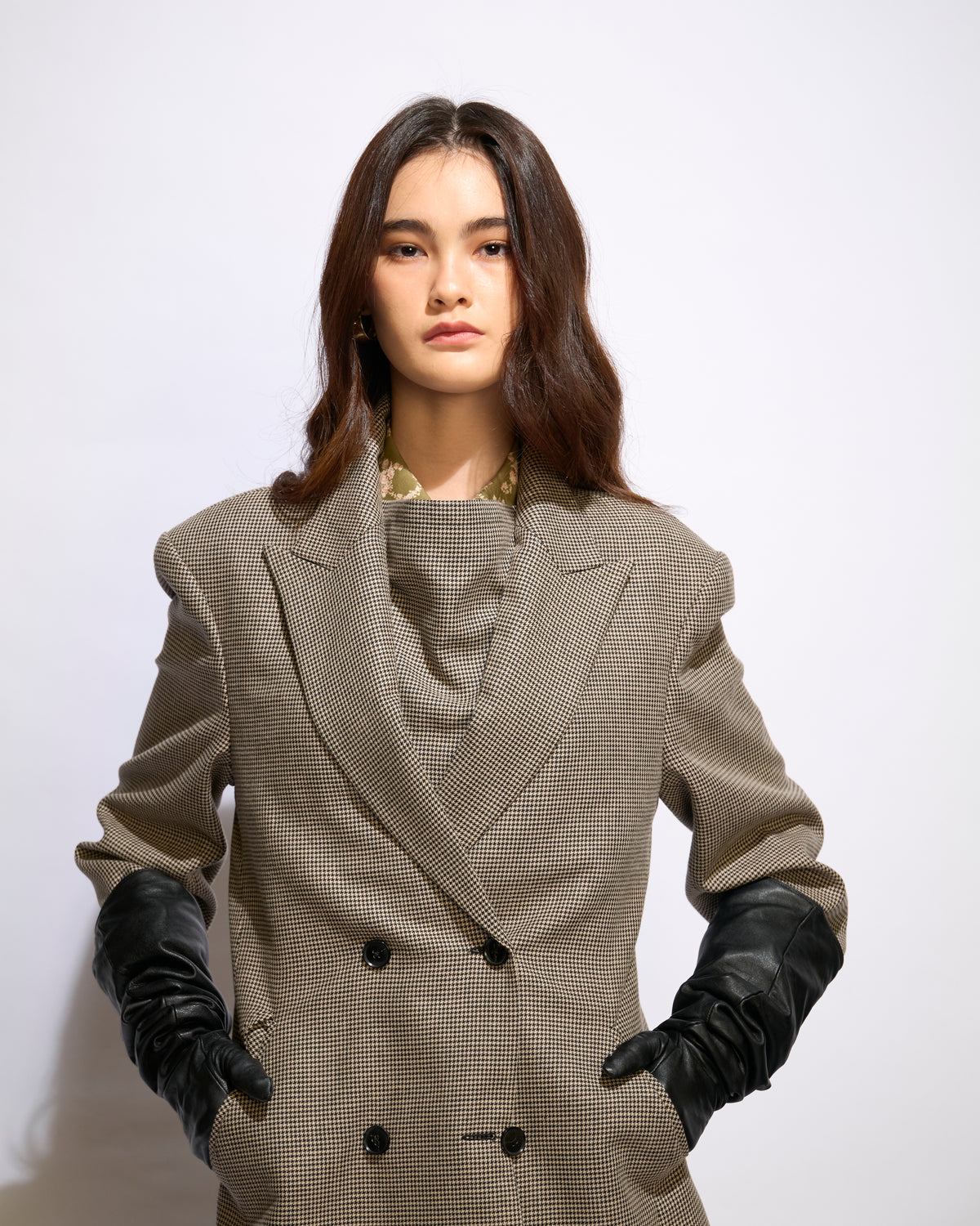 AW25-CLS-01