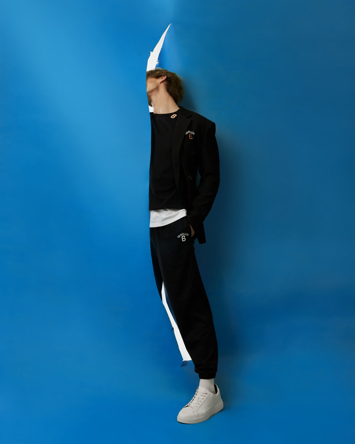 SP-VLT21-04 Black Sweater no.6
