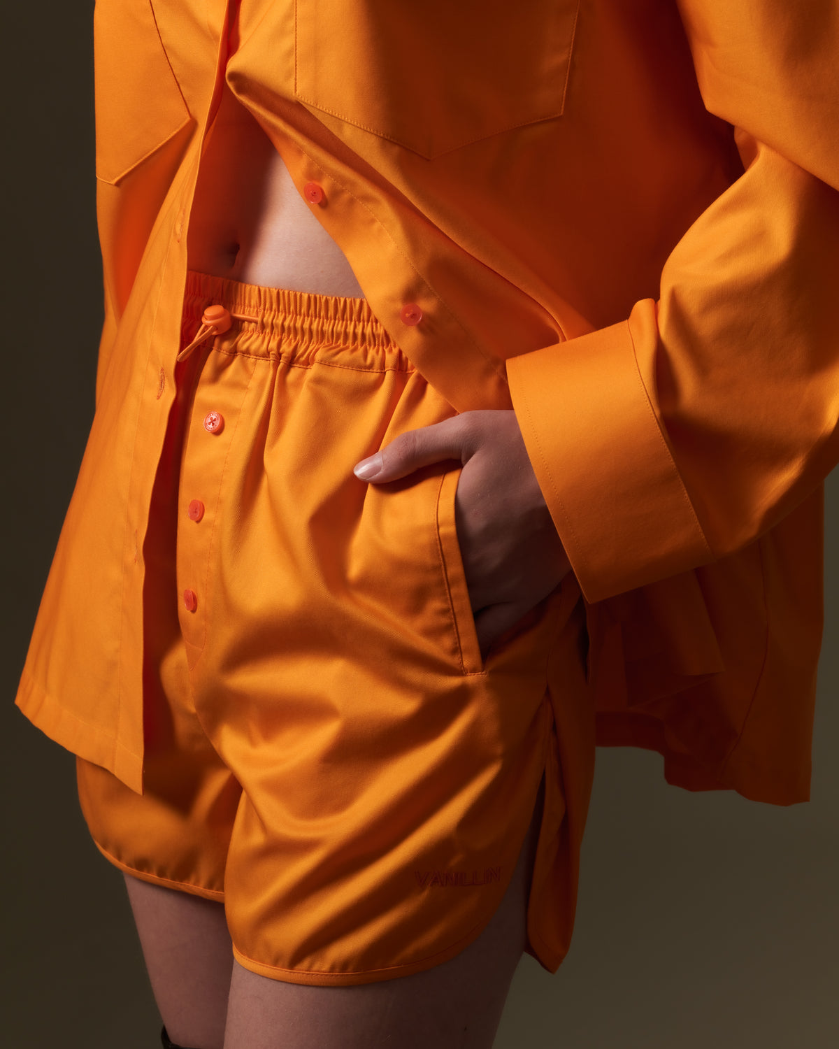 AW21-17/1 SHORTS