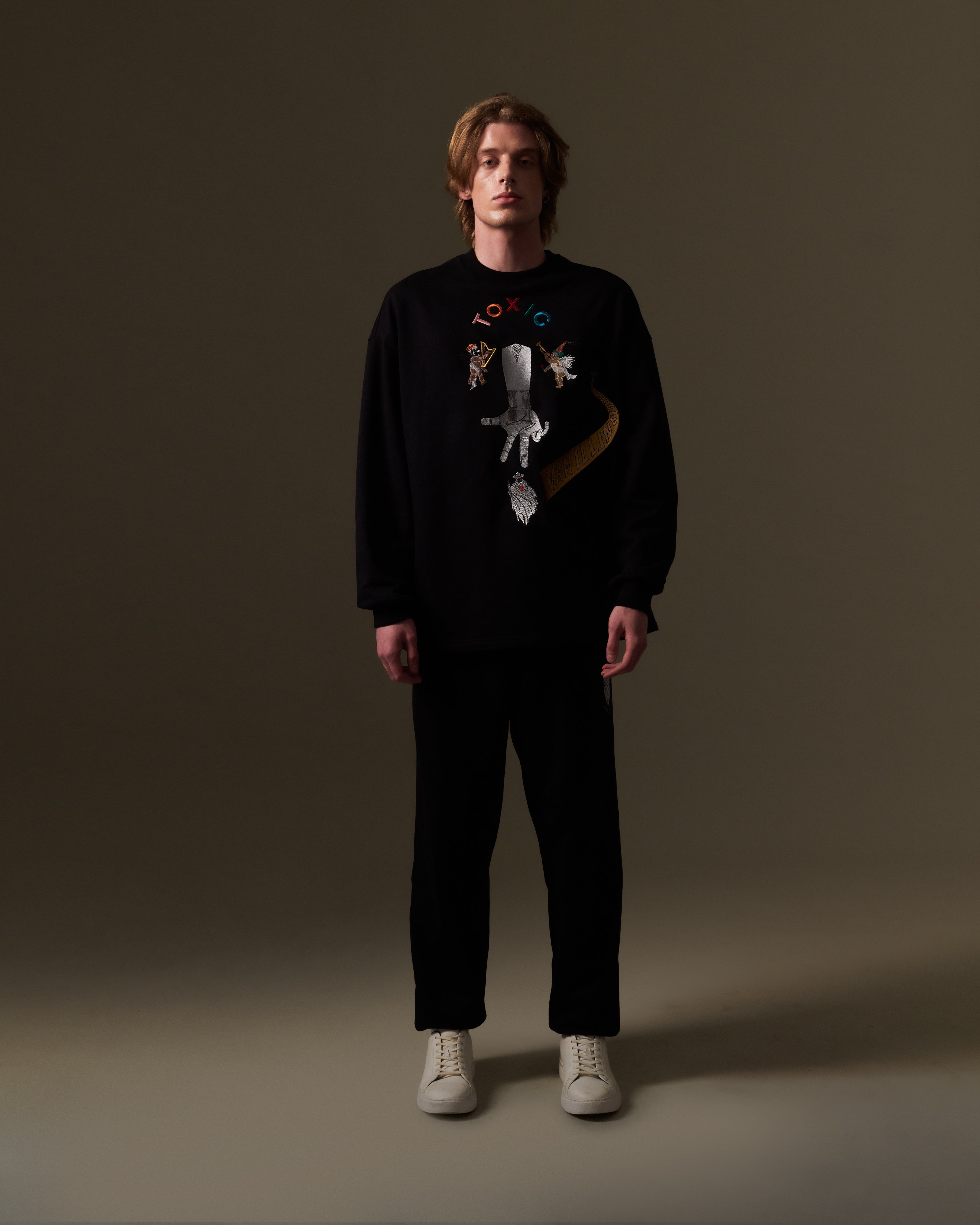 AW21-34 SWEATER