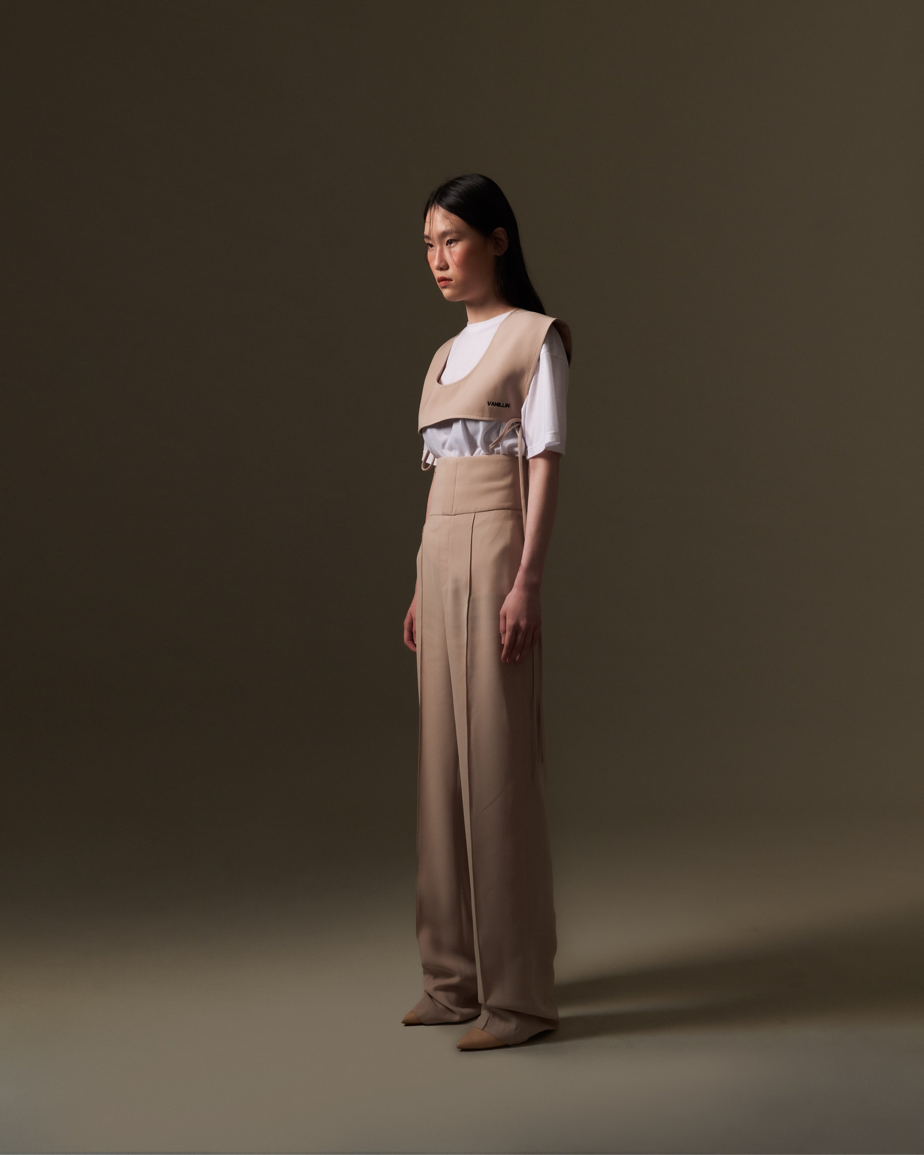 AW21-28 TOP
