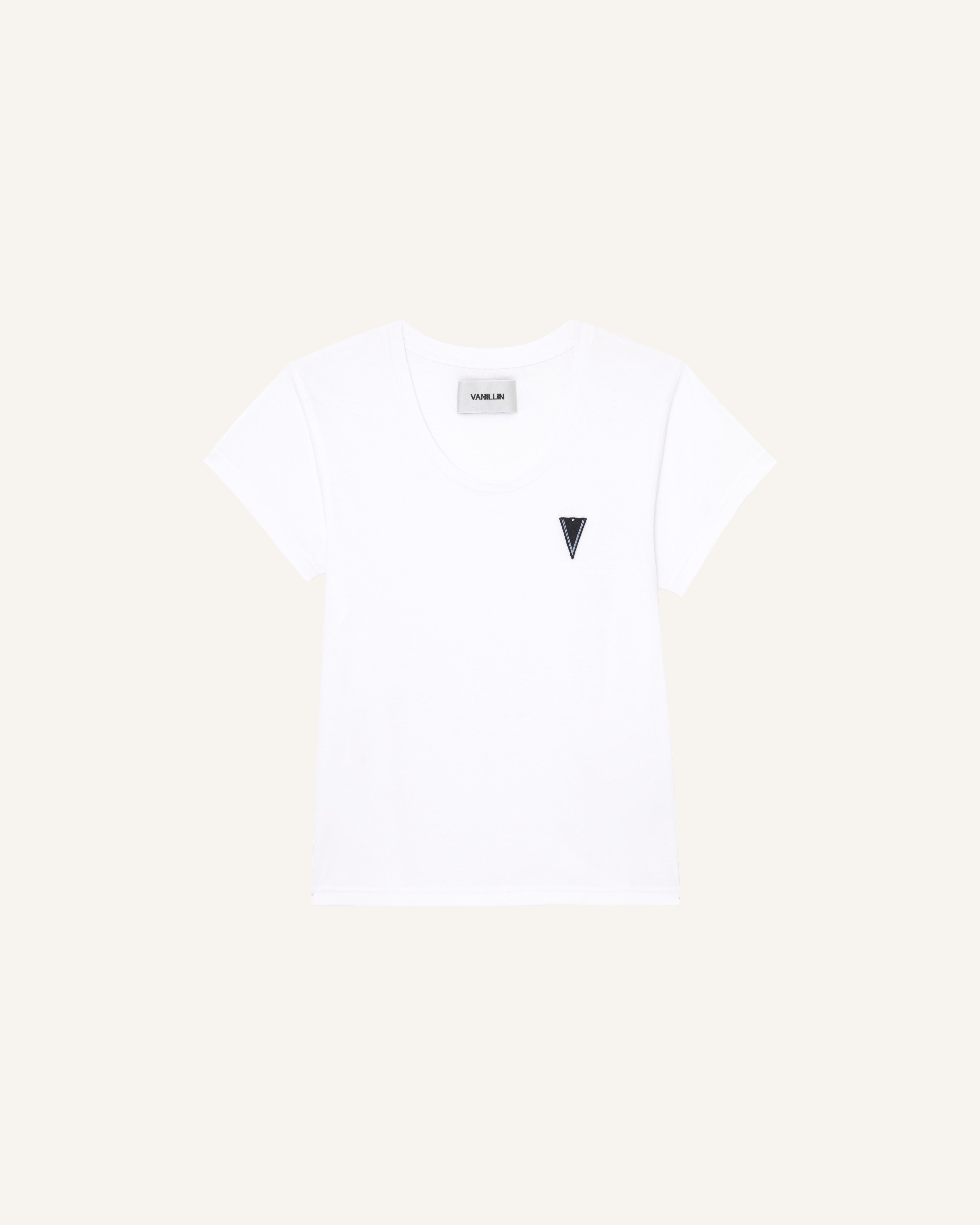 AW22-000-1