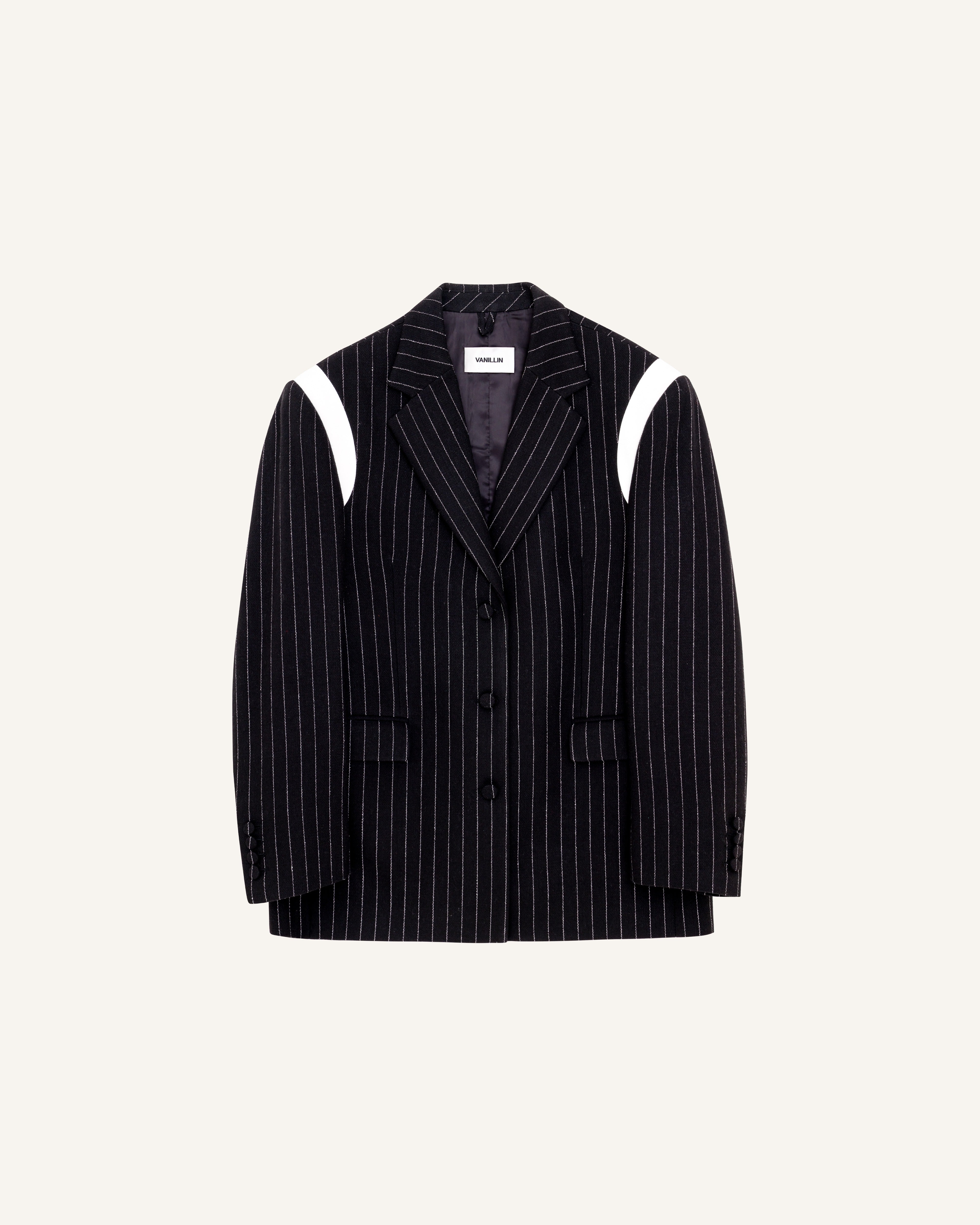 AW22-CLS-03