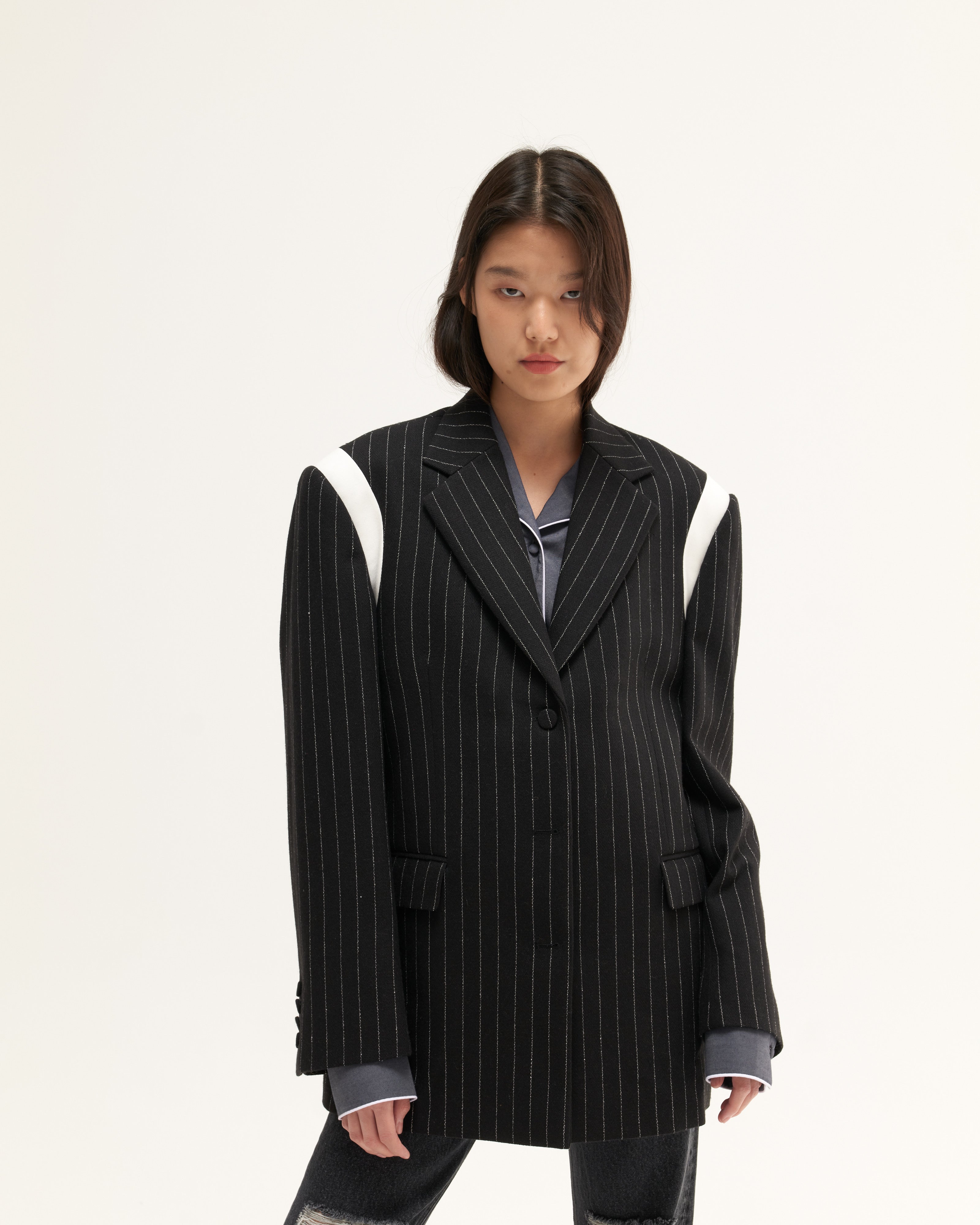 AW22-CLS-03