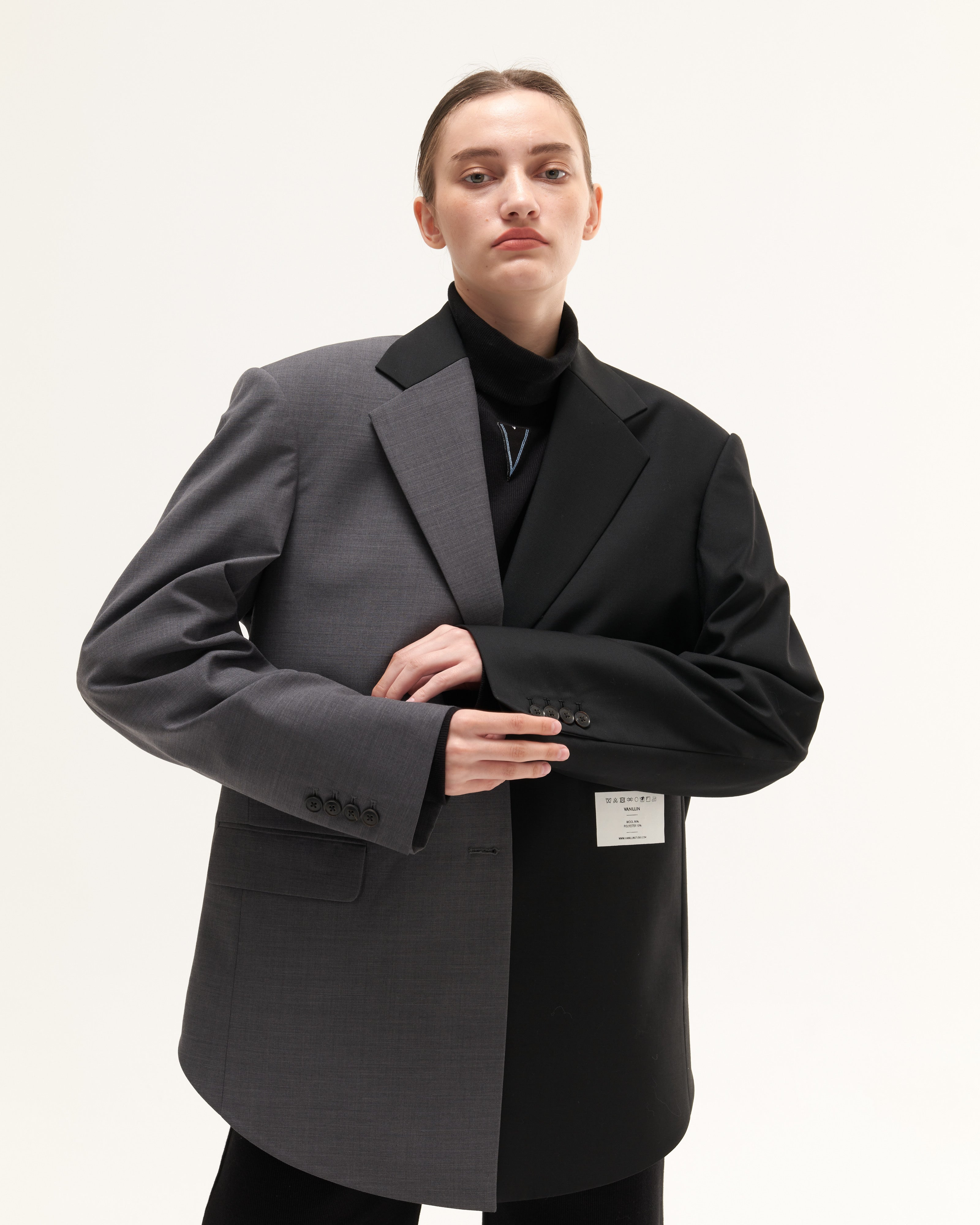 AW22-CLS-25