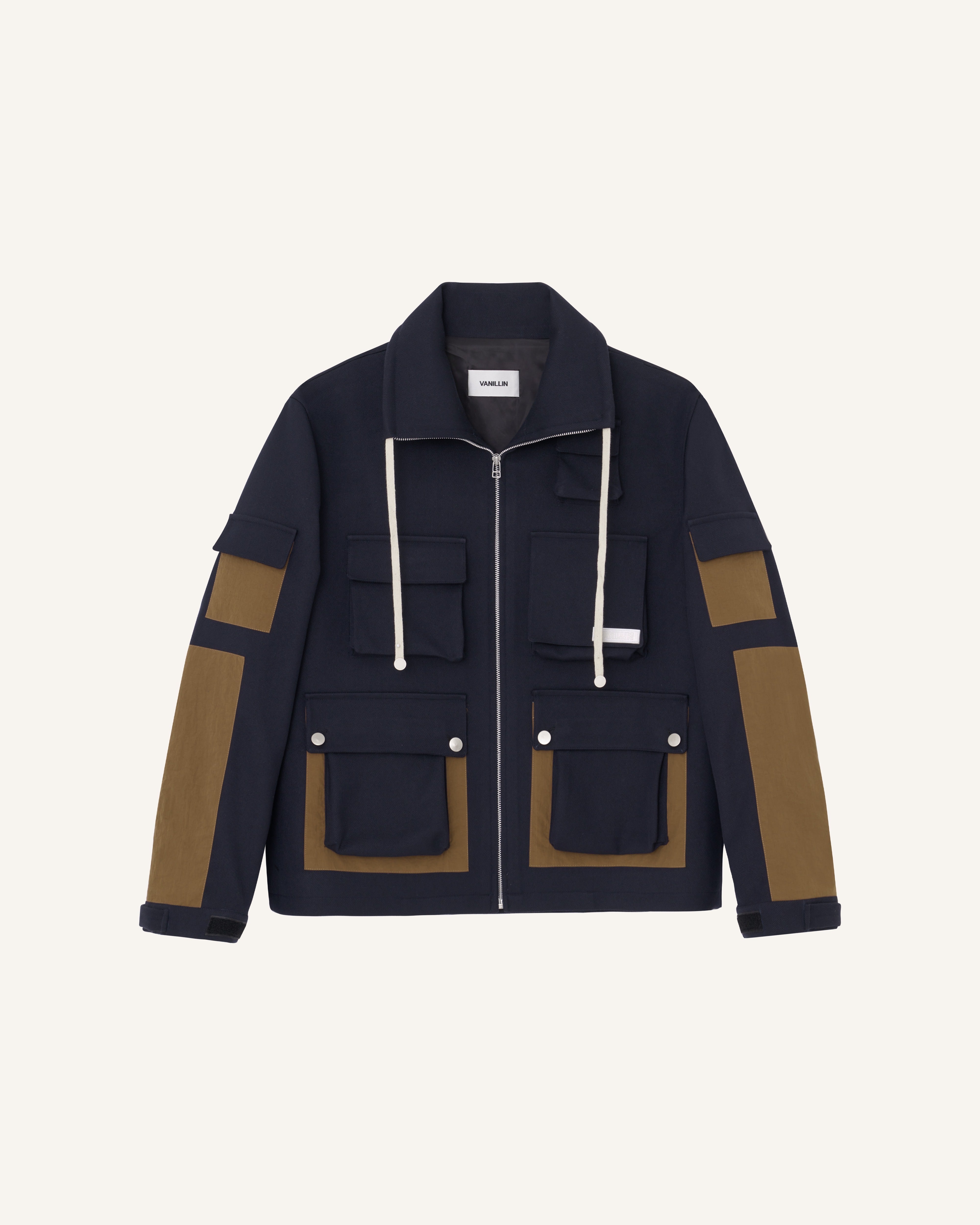AW22-CLS-37