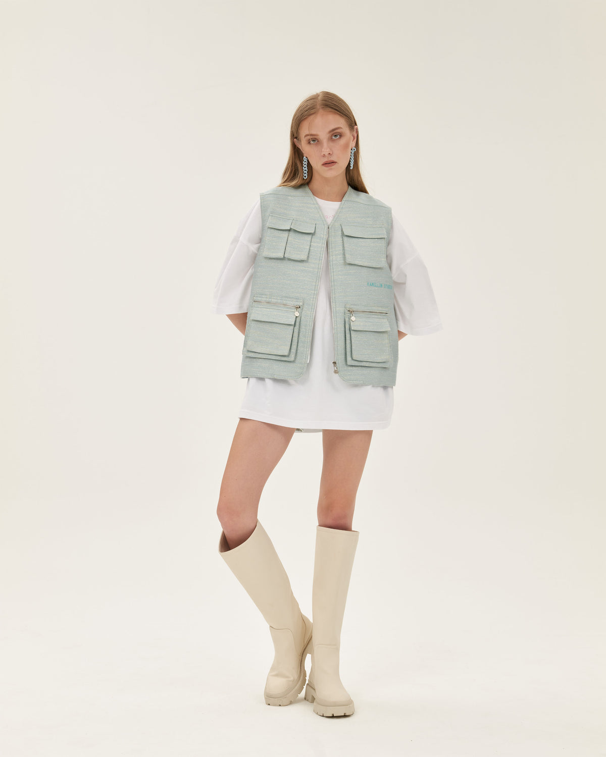 SS21-37 VEST