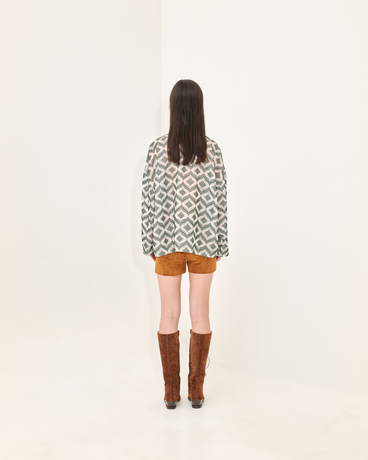 AW24-12