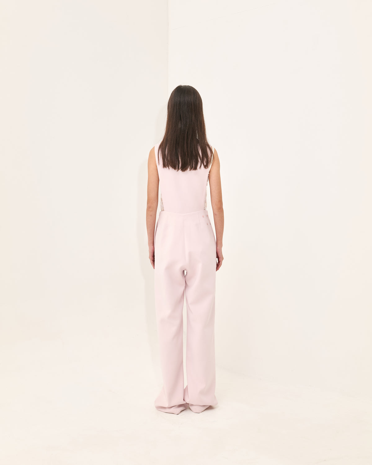 AW24-18