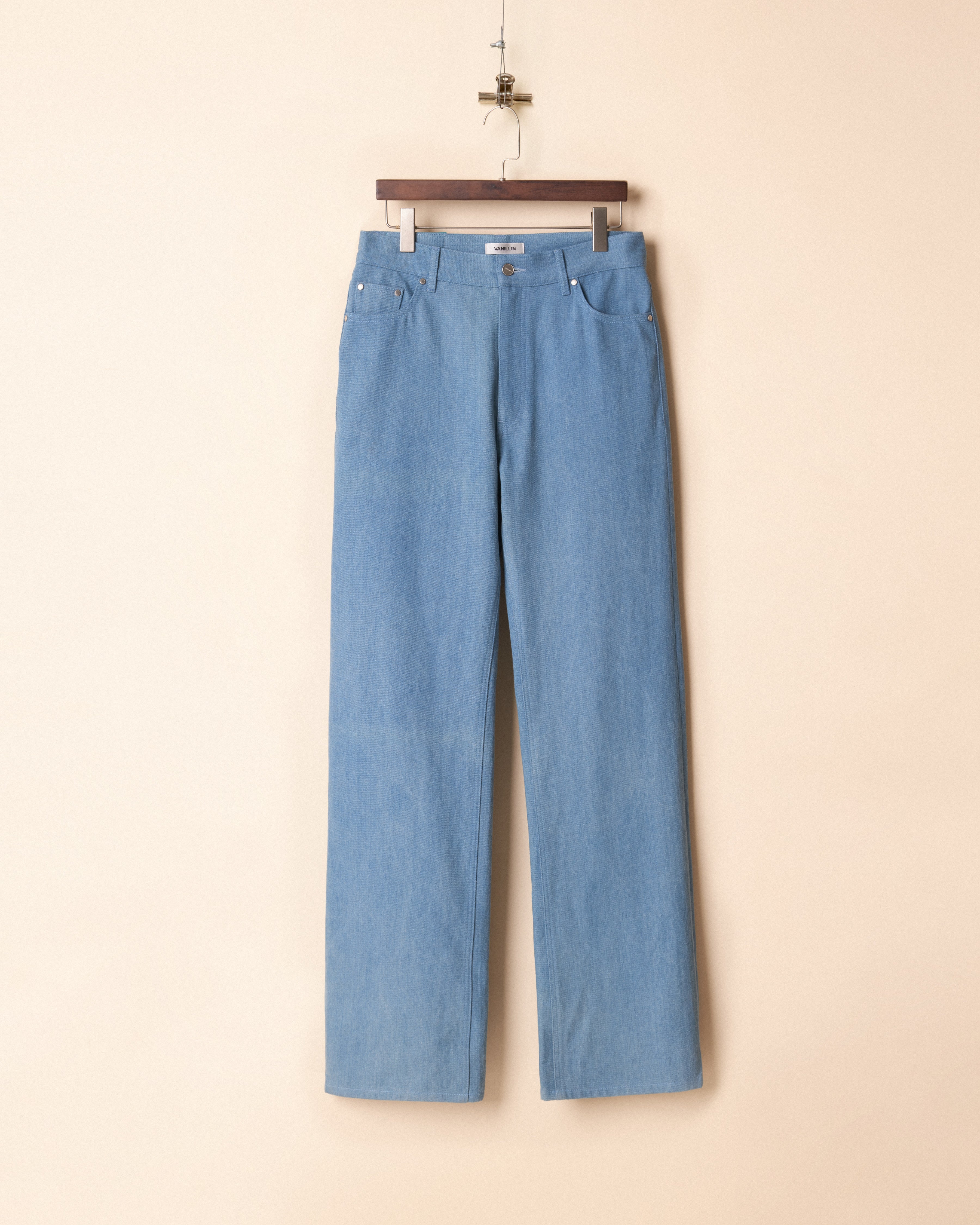 AW23-35/1