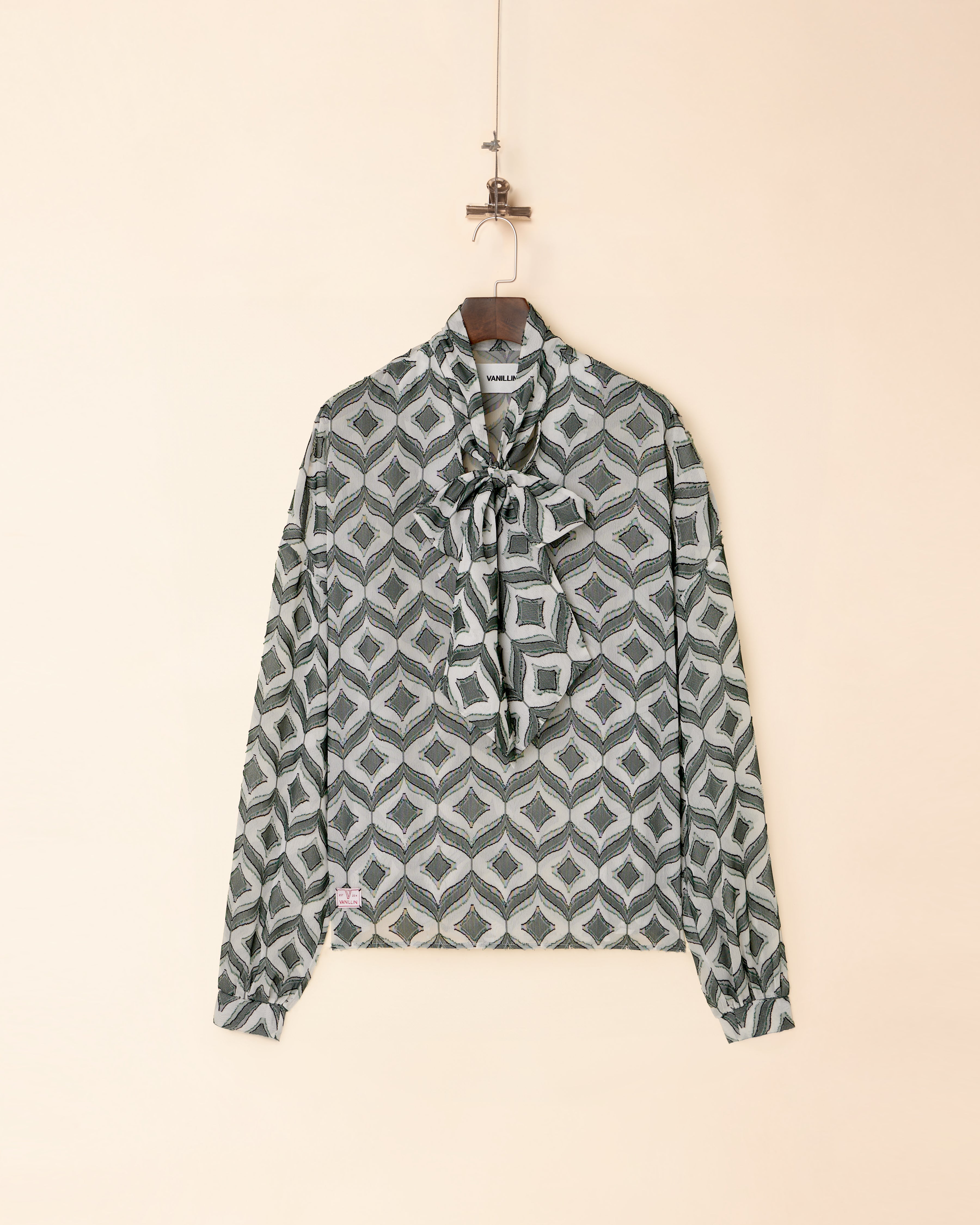 AW24-12