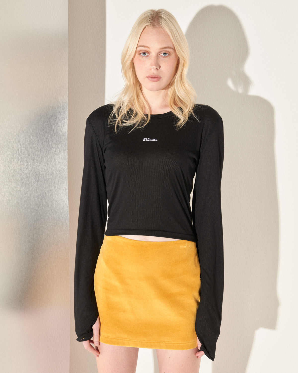 AW23-19