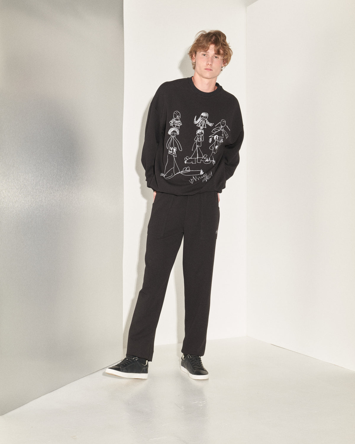 AW23-36