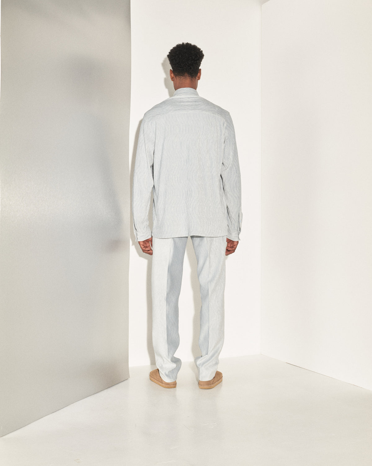 AW23-40/1