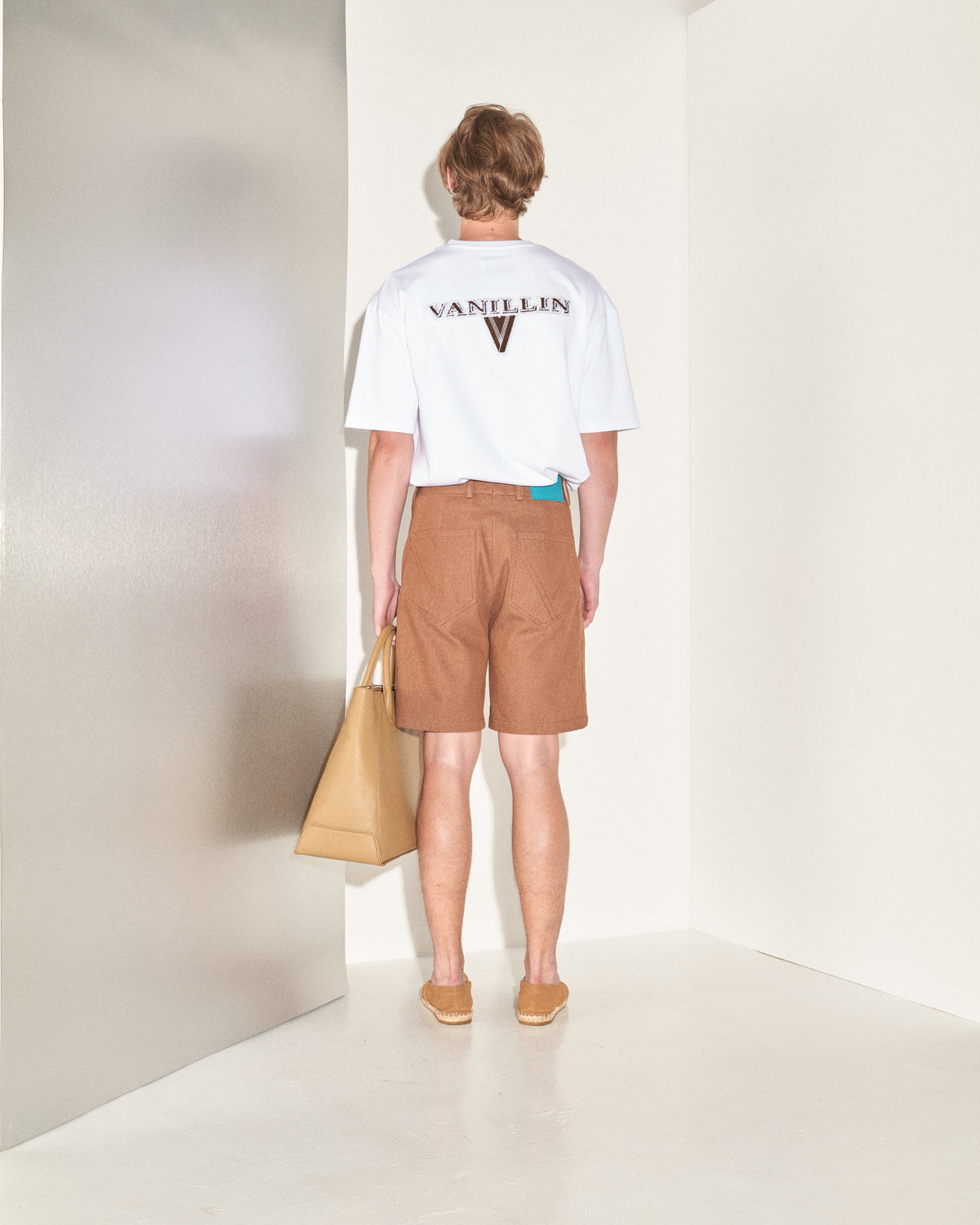AW23-43/1