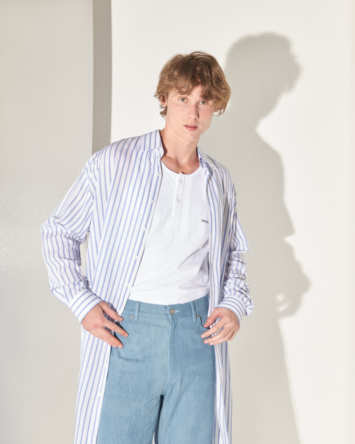 AW23-42/2