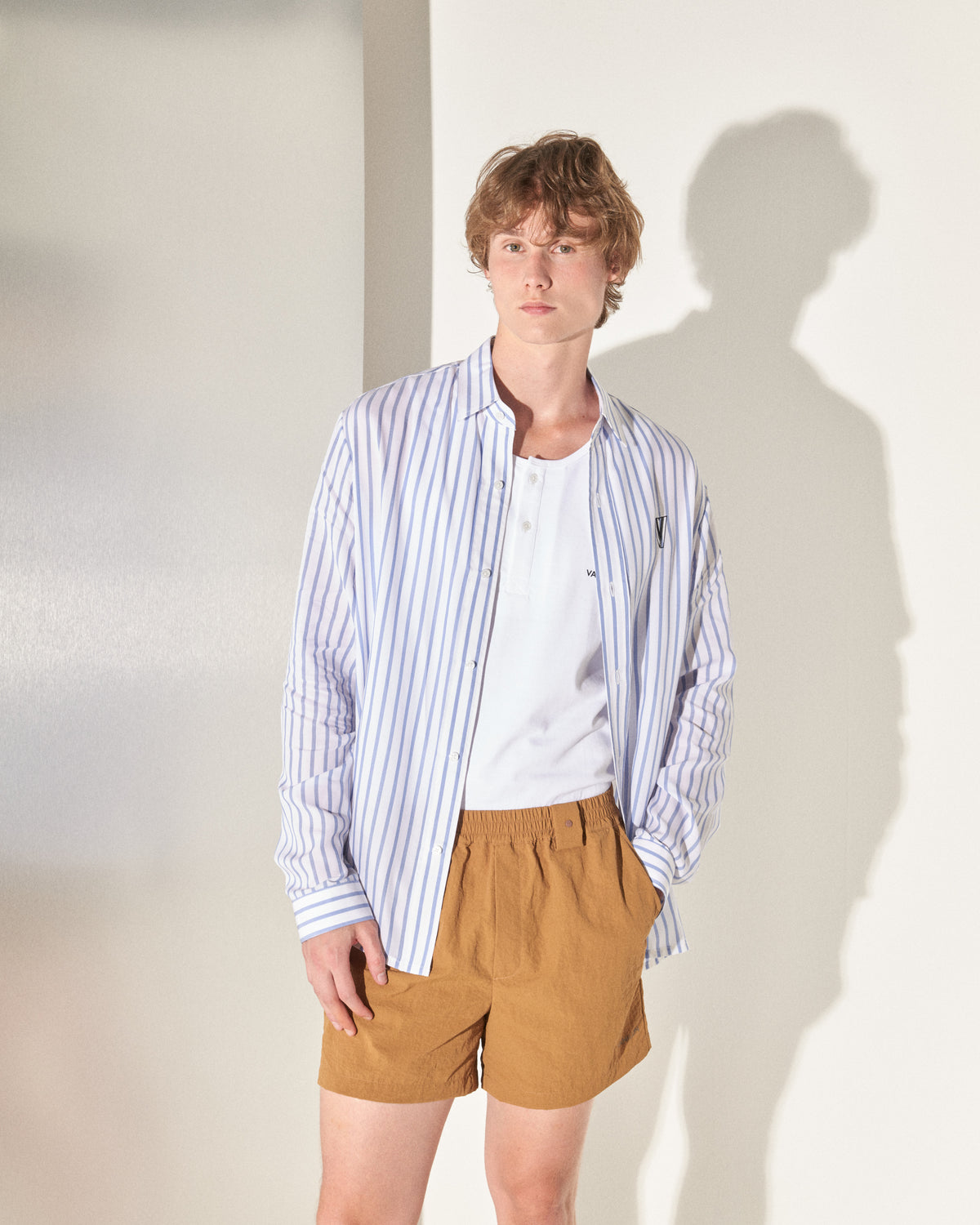 AW23-42