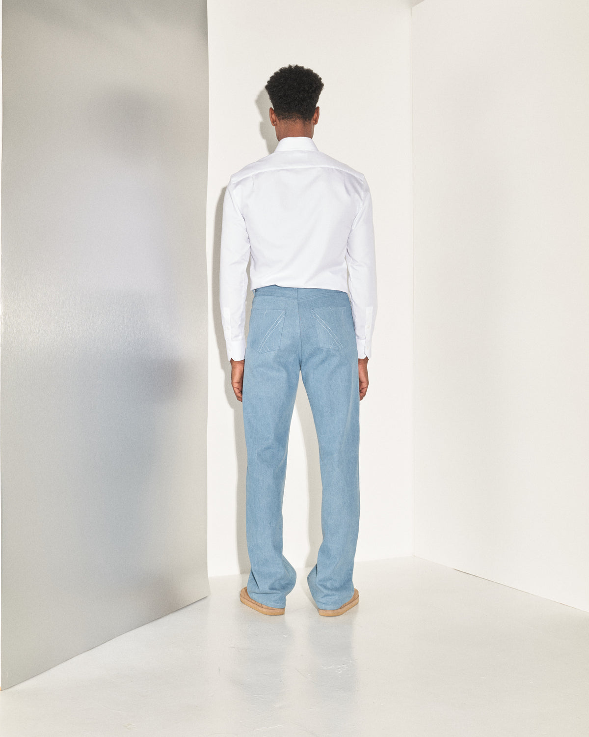AW23-35