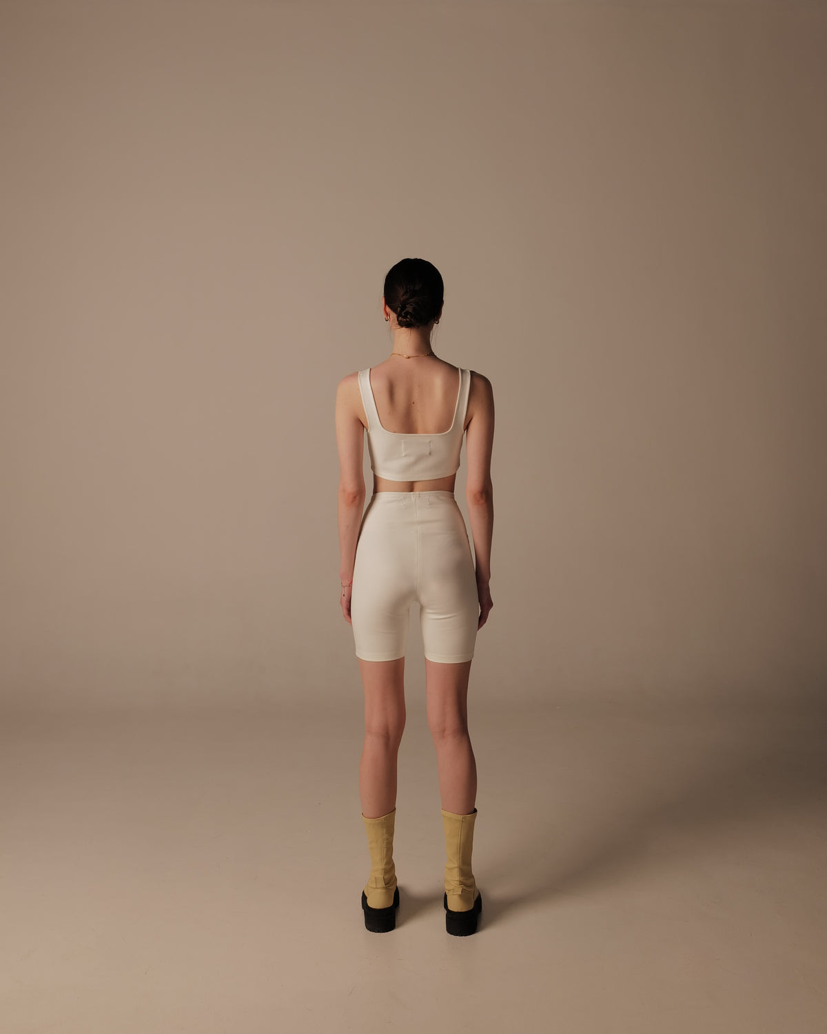 AW20-29 TOP