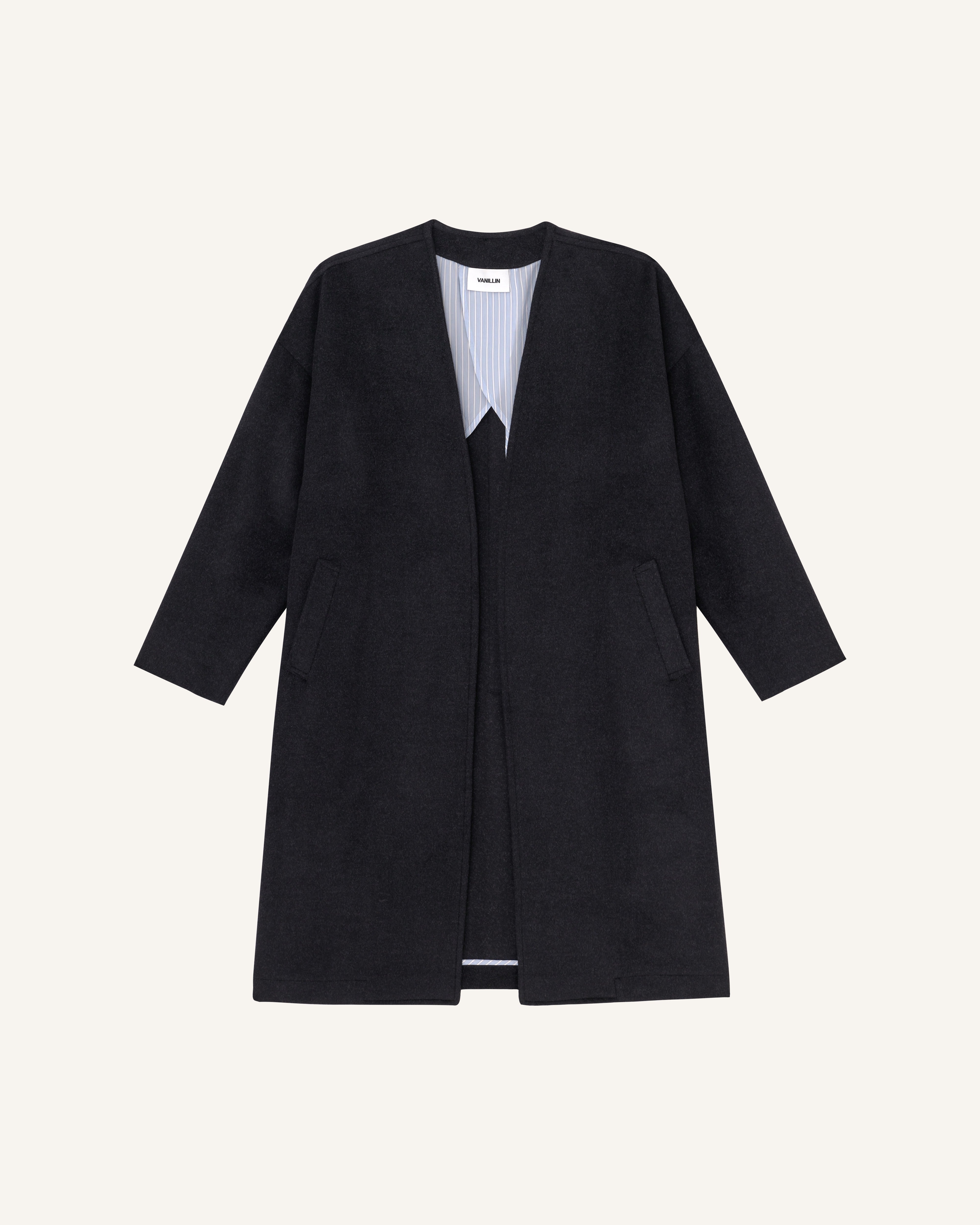 AW22-CLS-01