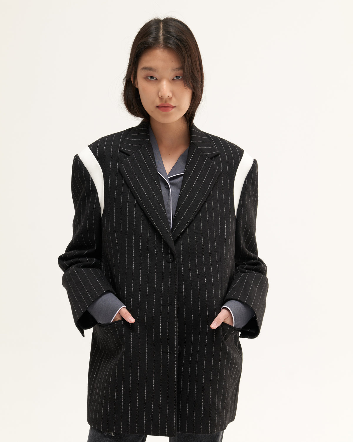 AW22-CLS-03