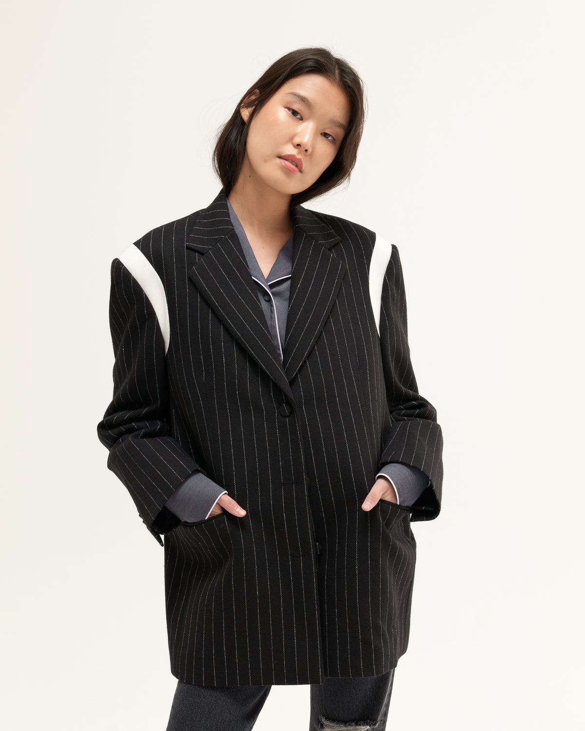 AW22-CLS-03
