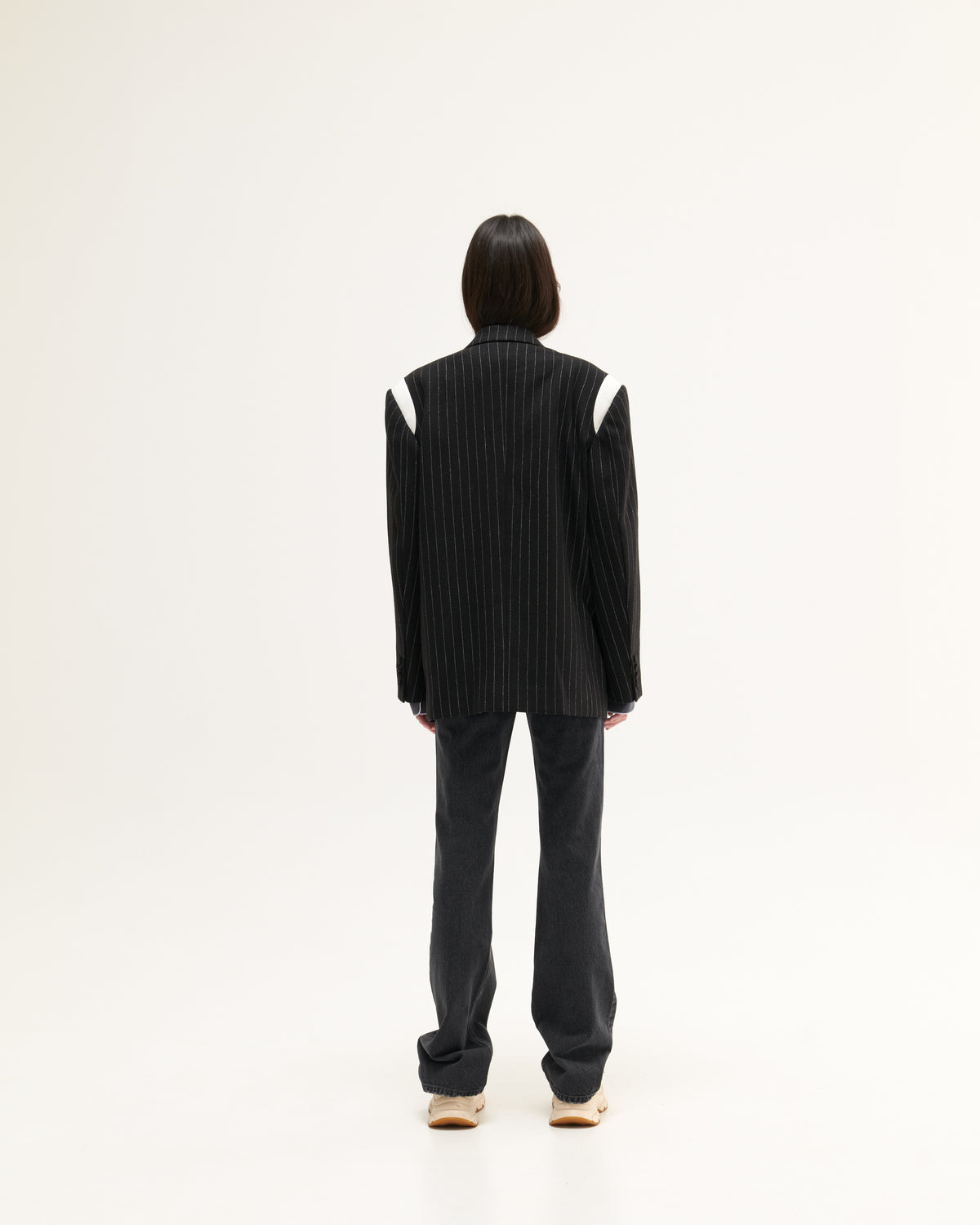 AW22-CLS-03
