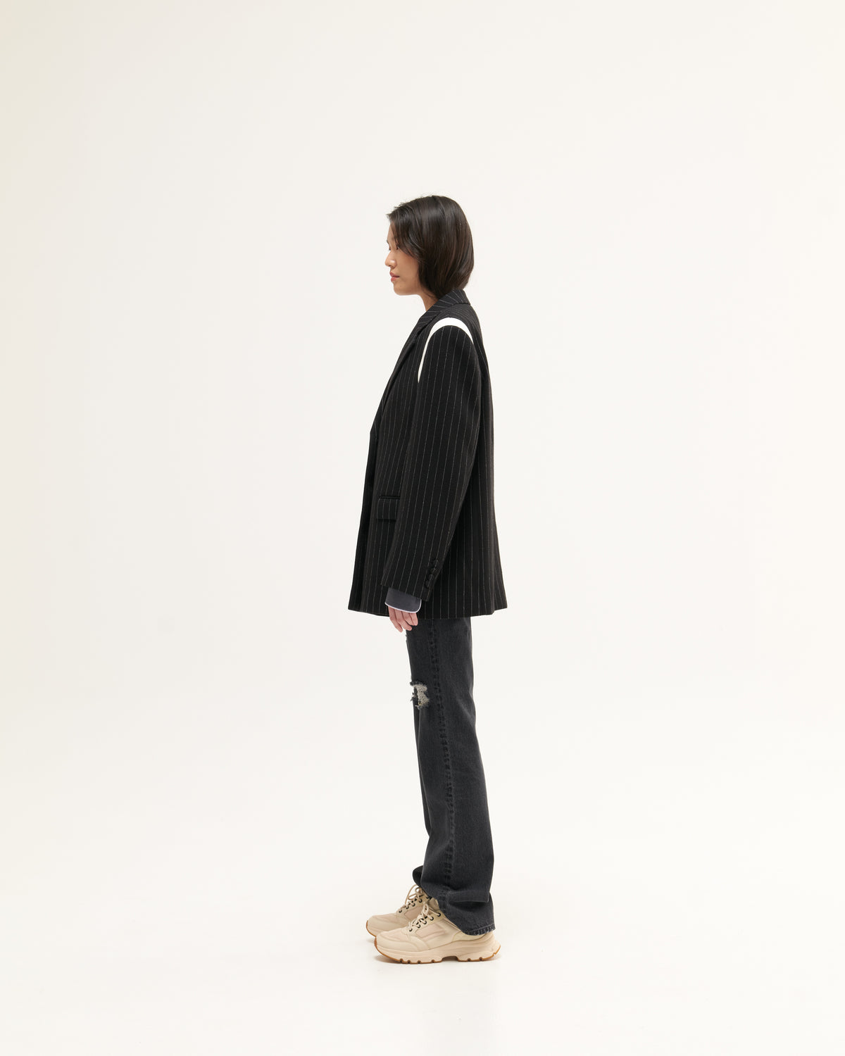 AW22-CLS-03