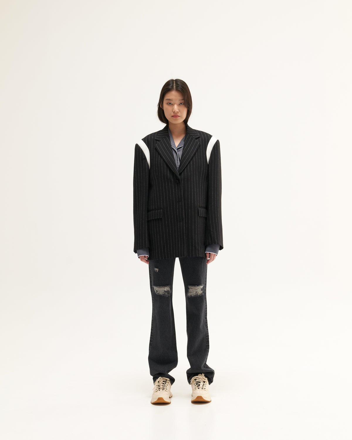 AW22-CLS-03