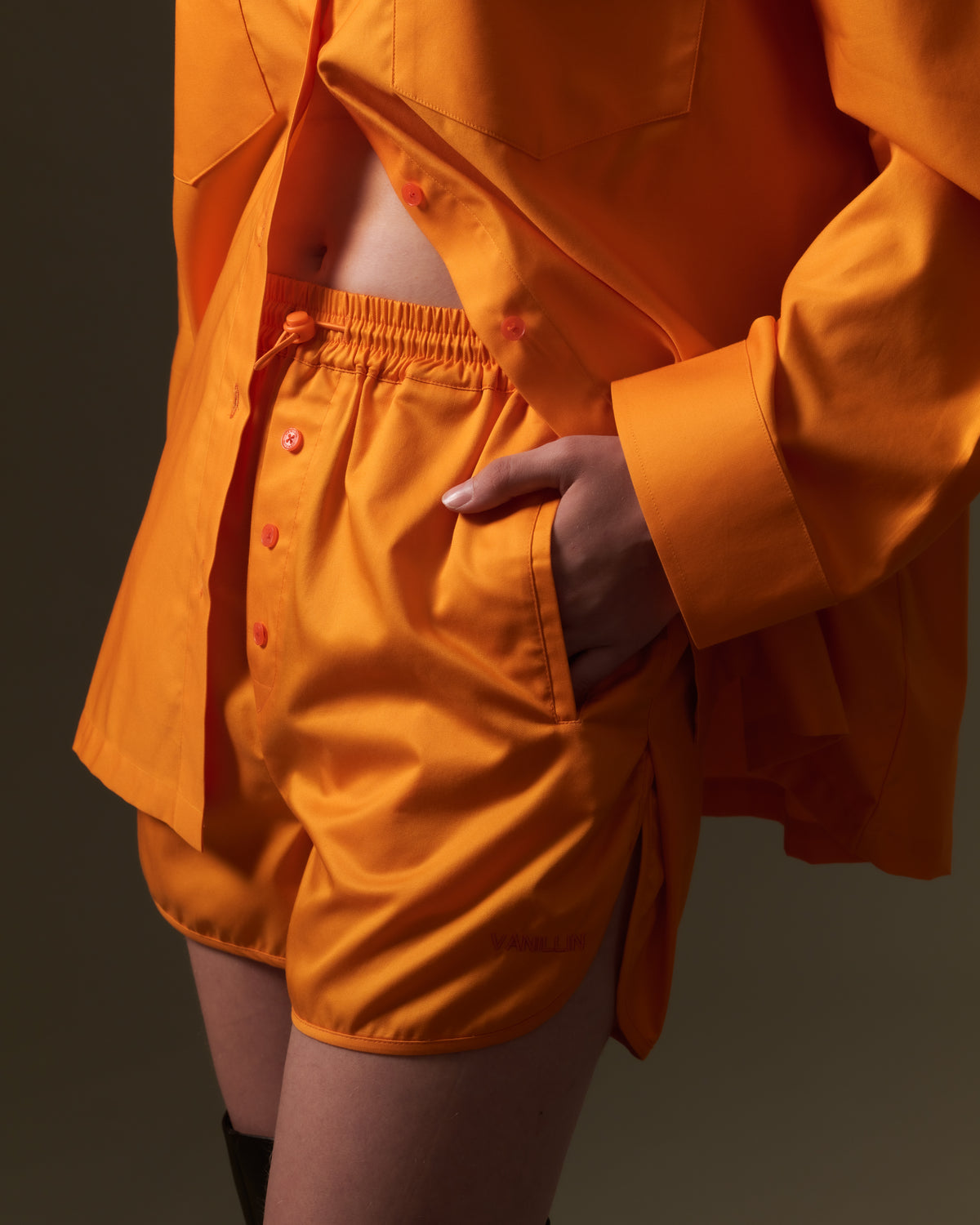 AW21-17/1 SHORTS
